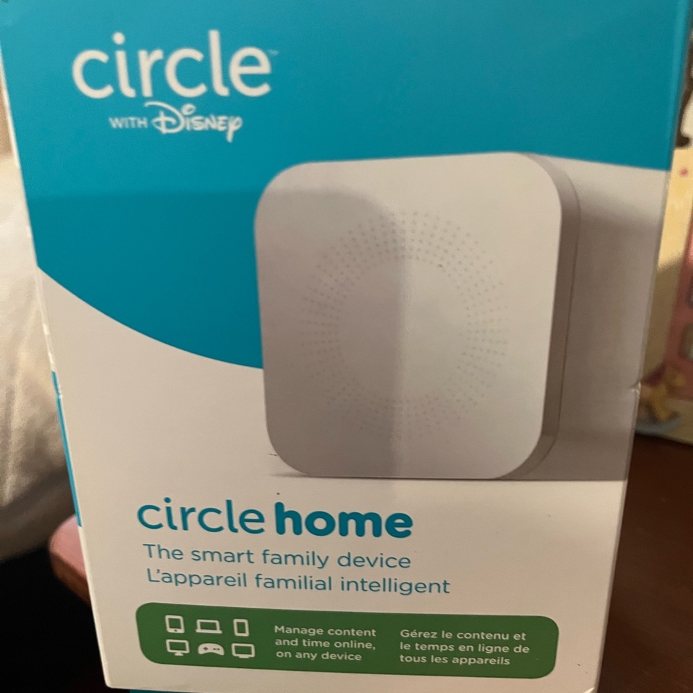 Disney circle